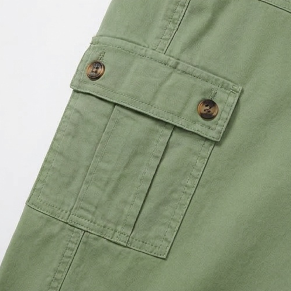 Women's Comfortable Stretch Capri with Pockets